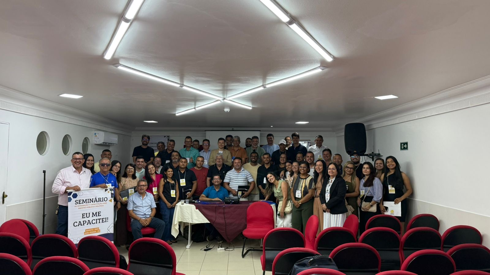 Imagem da notícia Vereadores de Capoeiras participam do 66º Seminário de Integração para Agentes Públicos e Políticos em João Pessoa